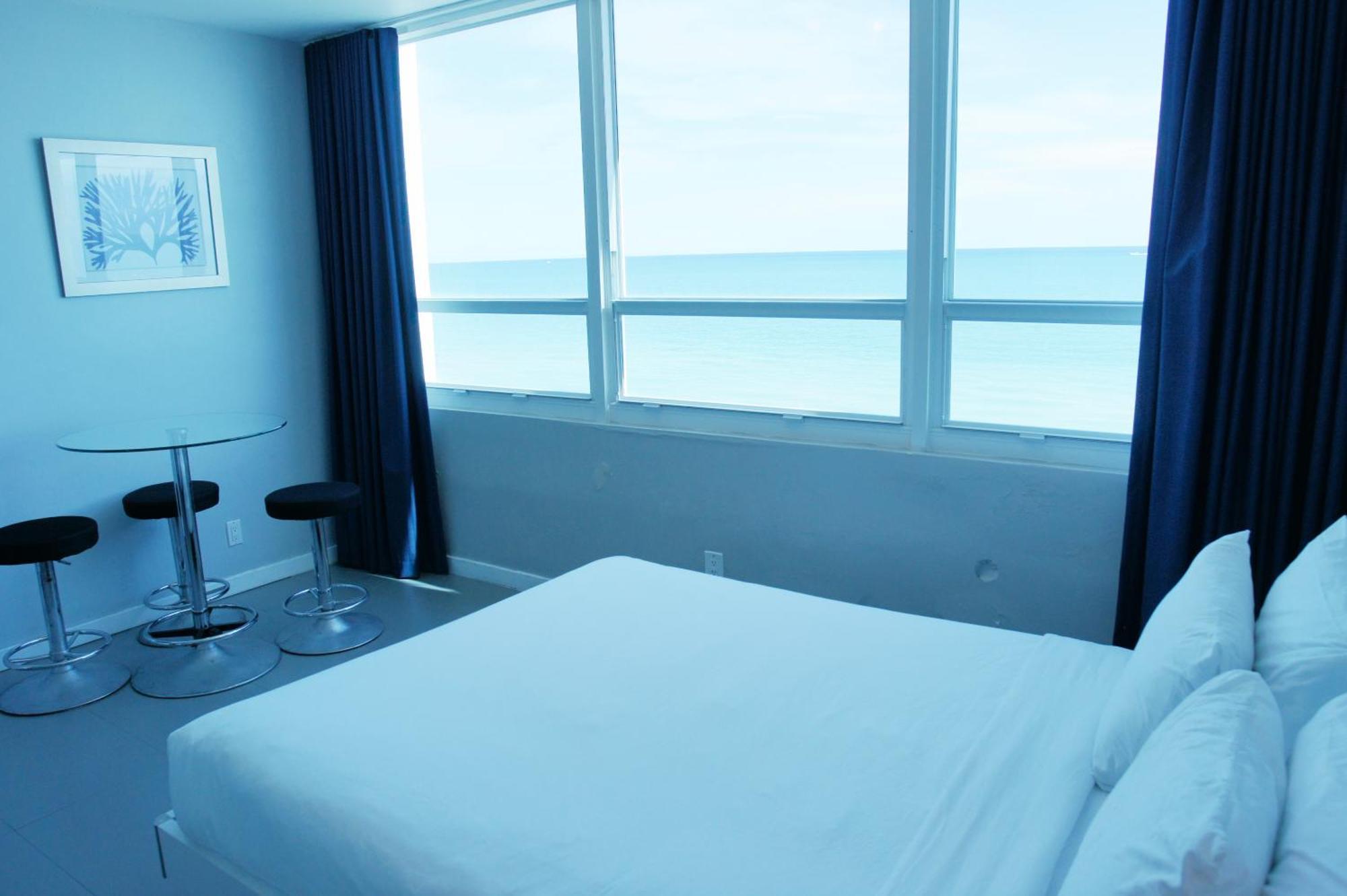 Castle 835 Oceanview Studio On Beach With Pool, Gym, Bars, And Free Parking Маями Бийч Екстериор снимка