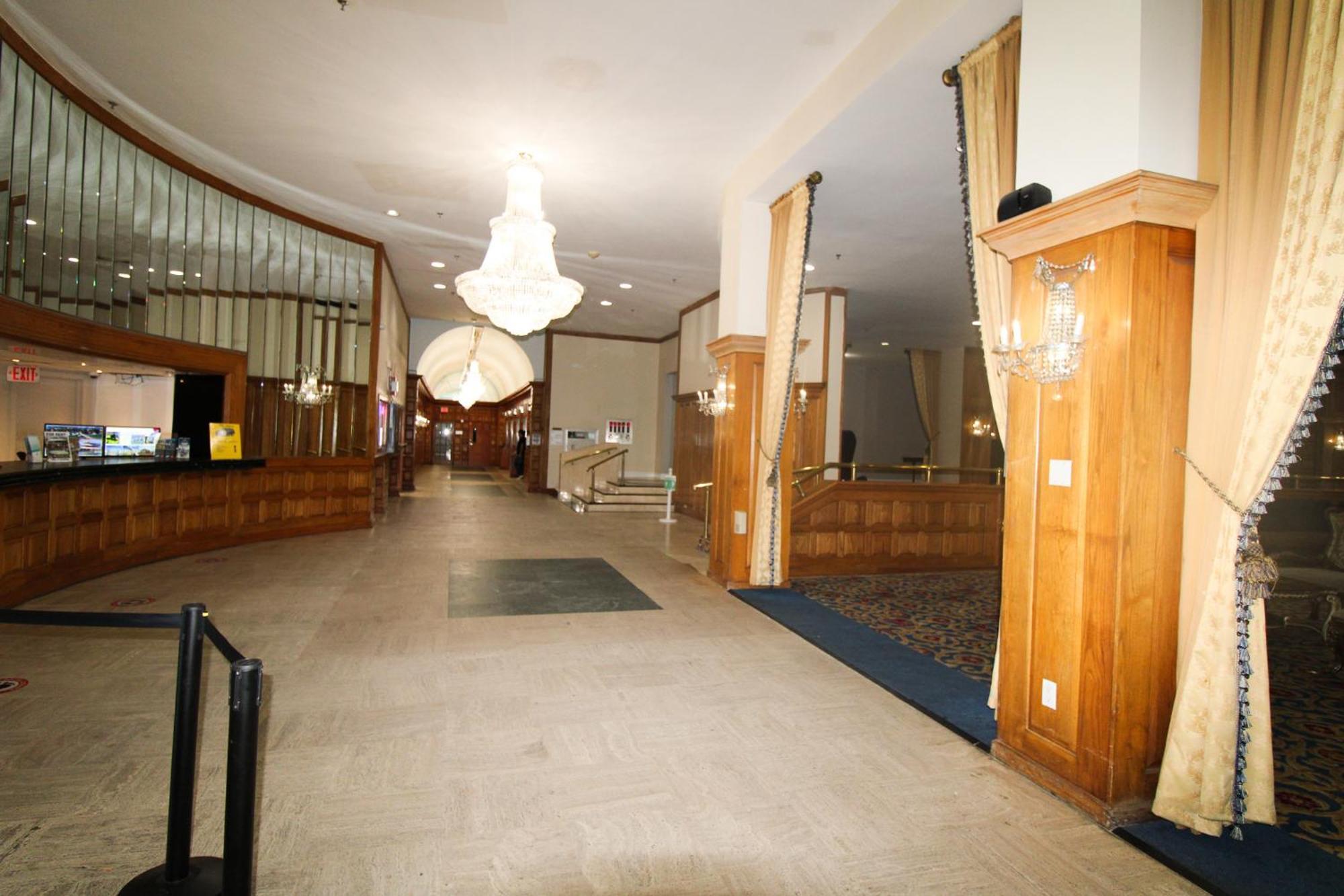 Castle 835 Oceanview Studio On Beach With Pool, Gym, Bars, And Free Parking Маями Бийч Екстериор снимка